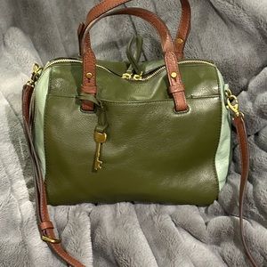 Fossil purse